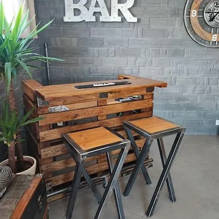 Familiale En Provence Vila