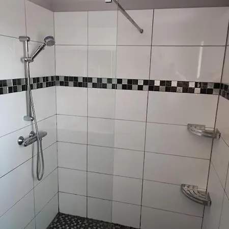 Vila Familiale En Provence Beaucaire (Gard)